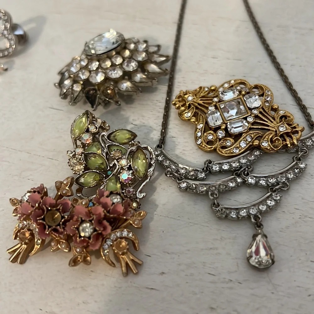 Mixed lot vintage crystal rhinestone earrings necklaces brooch